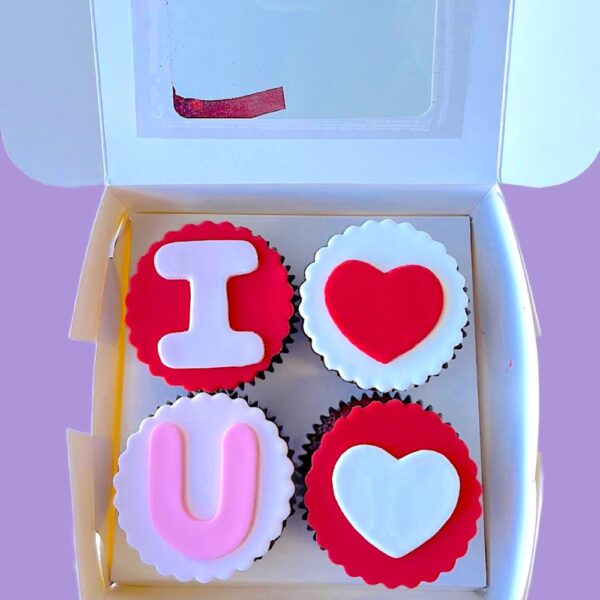 I LUV U cupcake box